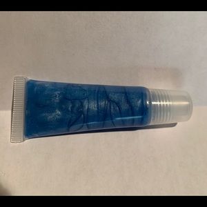 Blue Squeeze tube Lil Gloss
